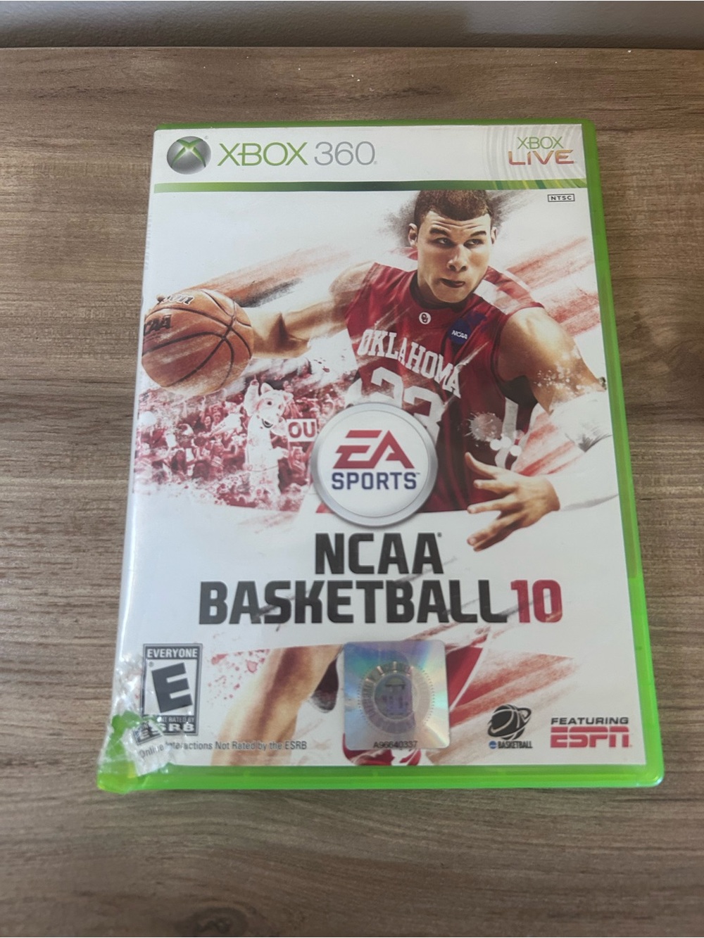 EA Sports NCAA Basketball 10 for Xbox 360 - White/Red